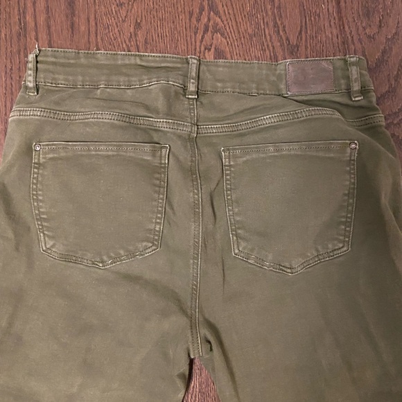 Skinny Jeans - Picture 5 of 5